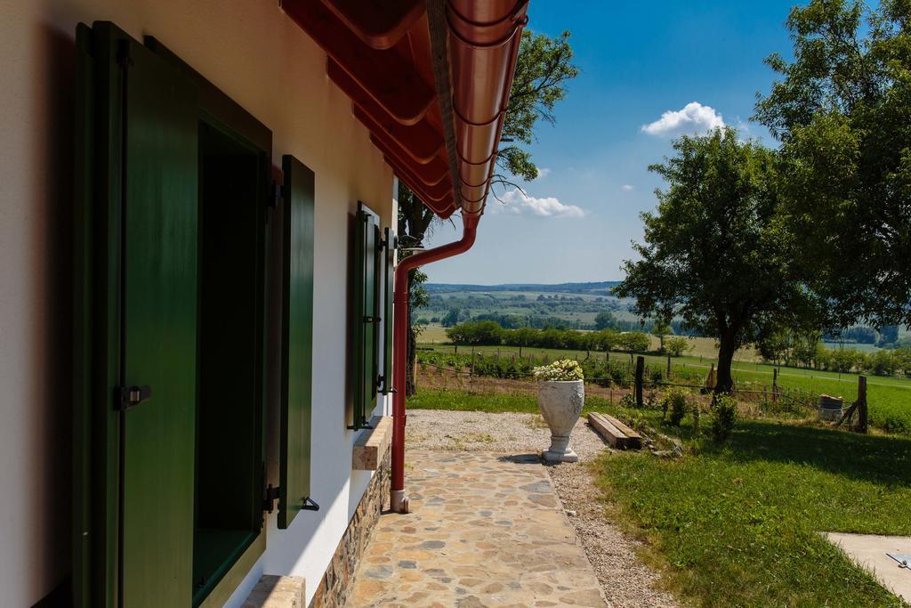 Oereghegyi Apartman Vindornyalak 외부 사진