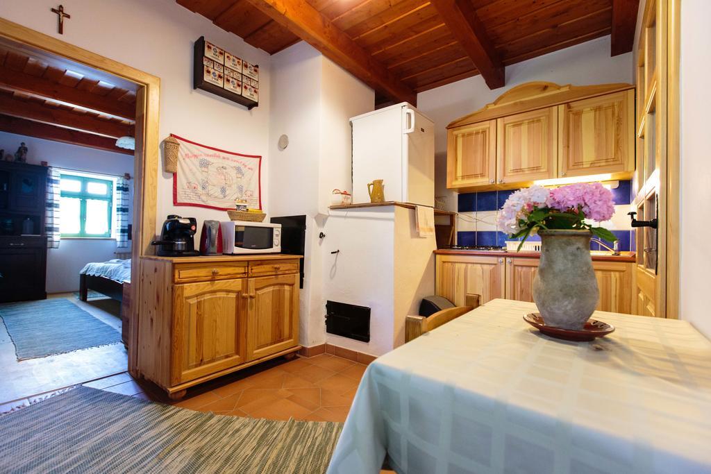 Oereghegyi Apartman Vindornyalak 객실 사진