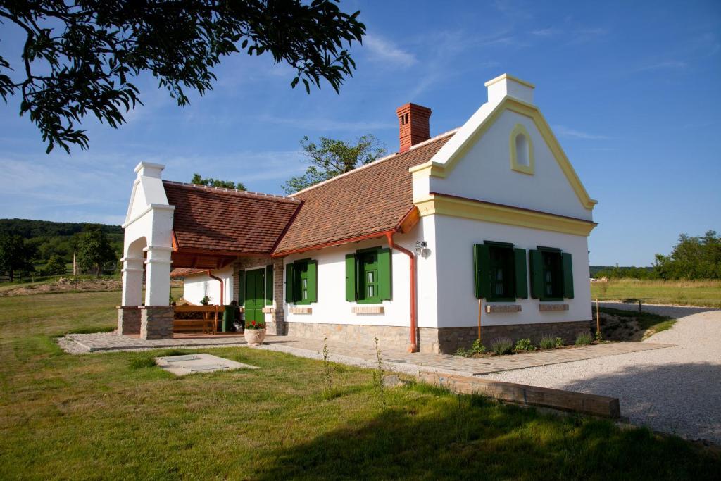 Oereghegyi Apartman Vindornyalak 외부 사진